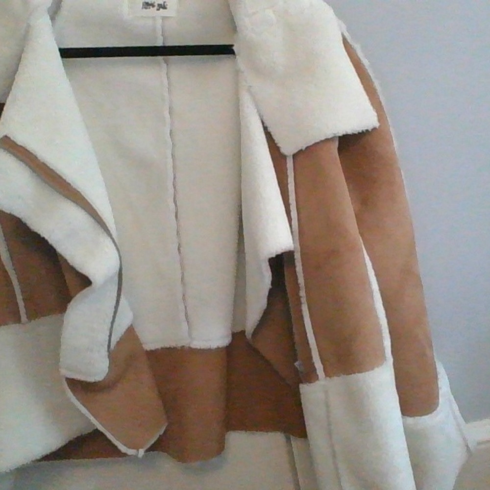 womens jacket - Picture 2 of 3